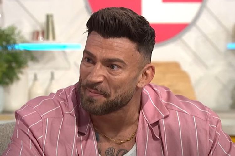 Jake Quickenden hair transplant